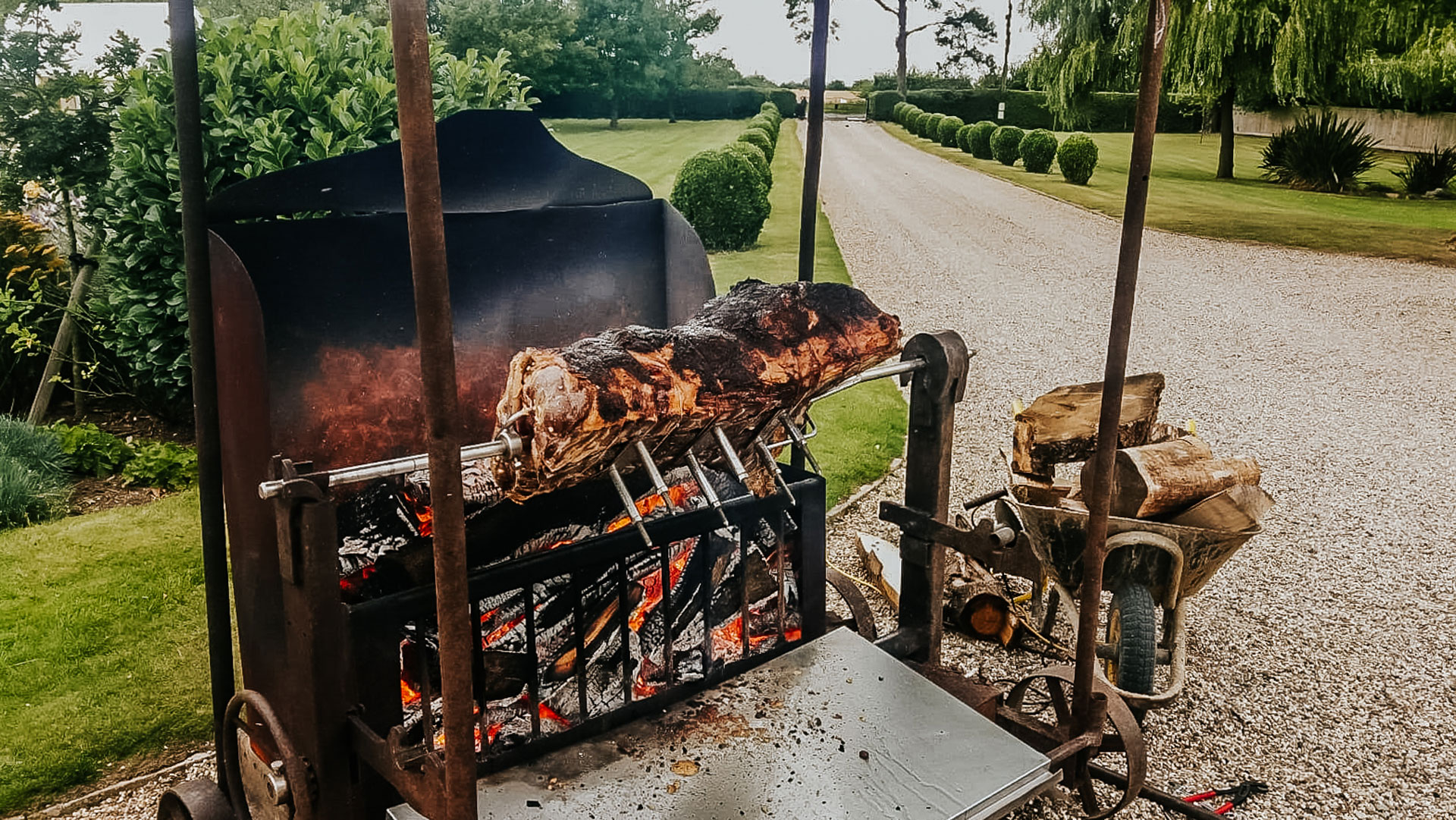 Hog Roasts Essex Wedding & Party Hog Roast Hire Suffolk